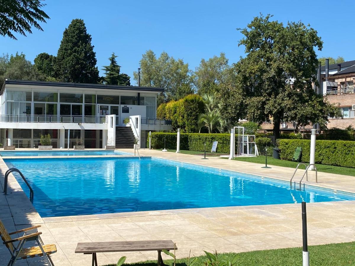 Apartamento En Country Pilar Piscina Parrilla Propia Hasta 4 Personas ภายนอก รูปภาพ