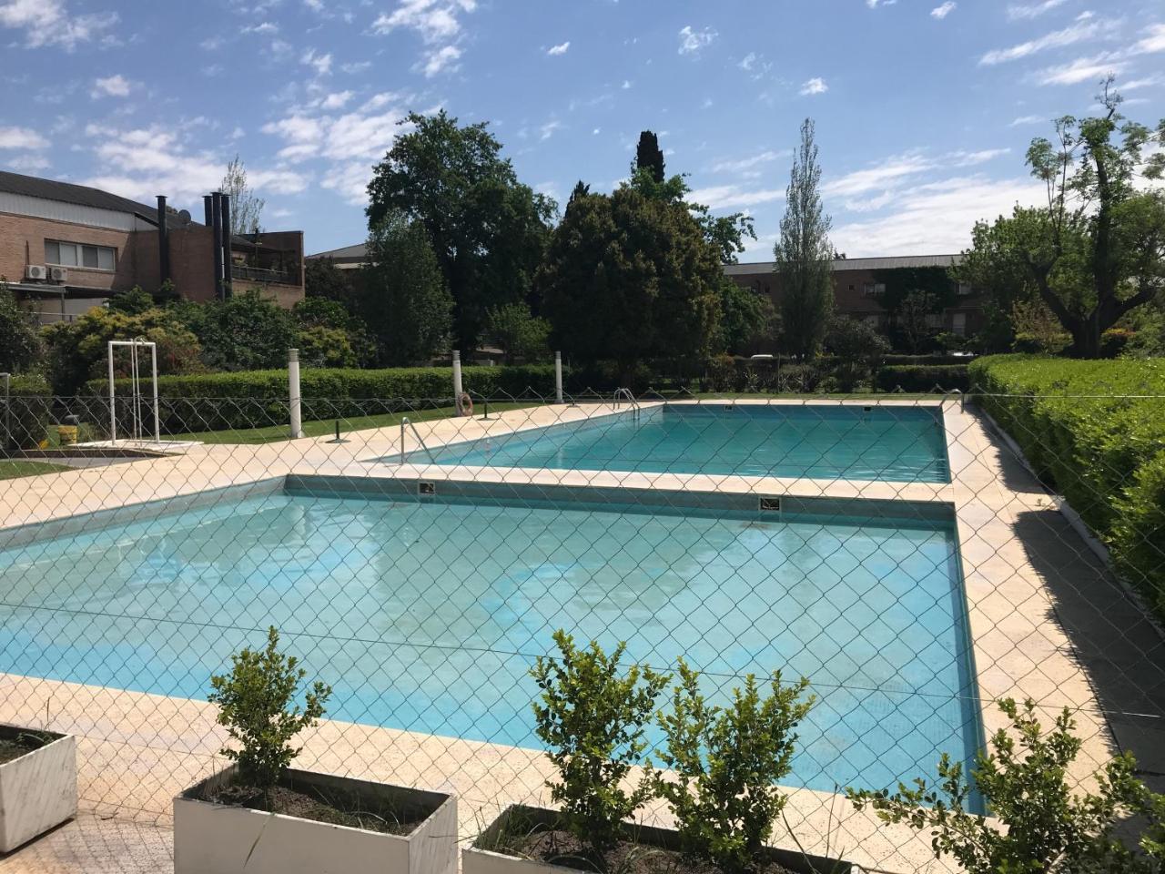 Apartamento En Country Pilar Piscina Parrilla Propia Hasta 4 Personas ภายนอก รูปภาพ